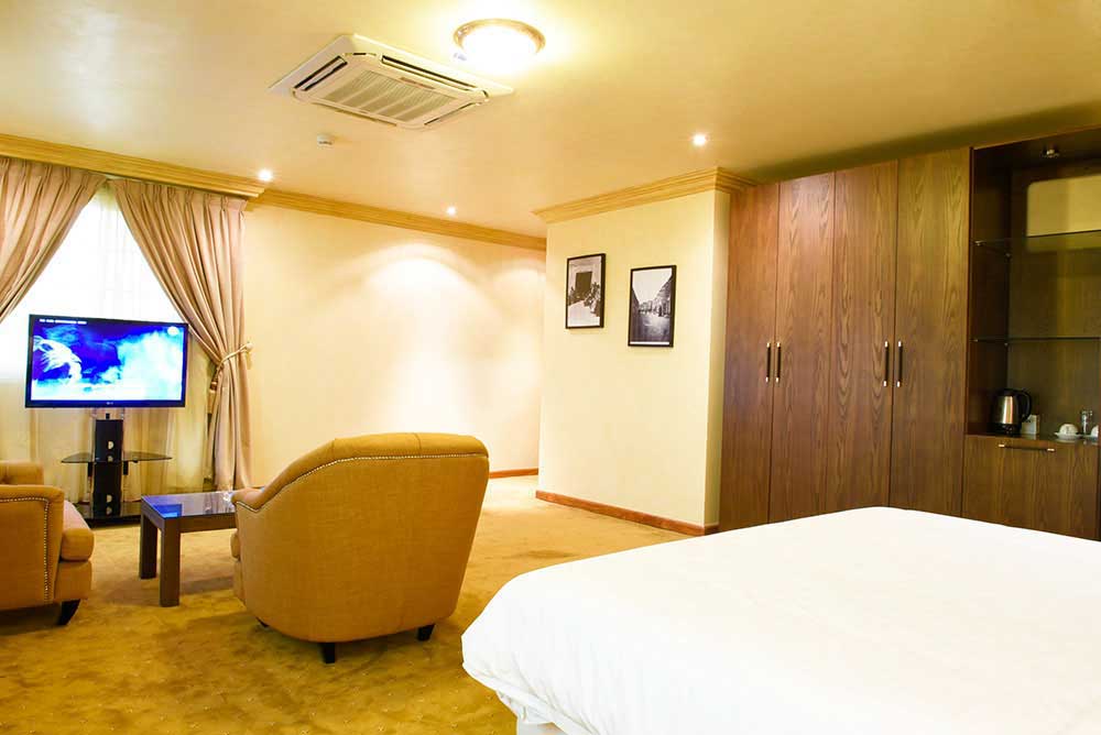 Deluxe Room 